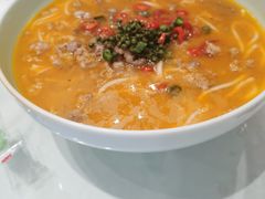 酸汤肥牛金针菇-香融府·烤鸭·家常菜(马家堡路店)