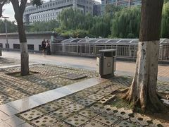 -泉城广场