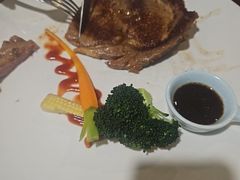 -又见马甲M8融合西餐厅(体育中心店)