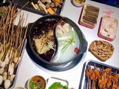 -钢管厂五区小郡肝串串香(奥克斯广场锦城万达店)