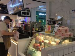-西树泡芙(湖滨银泰in77B区店)