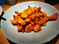 菠萝咕咾肉-蜜桃餐厅·伴山(绿宝广场店)