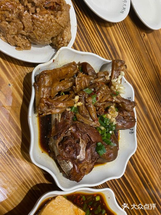 杨爱珍大排档(龙游店)鸭头图片