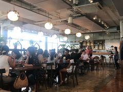 -ROAST coffee & eatery