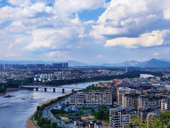 -叠彩山景区