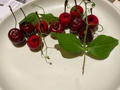 樱桃鹅肝-小大董·烤鸭(凤凰汇店)