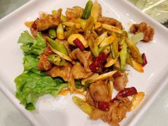 蒜香无骨凤爪-添福来墨鱼饺子 · 海鲜东北菜(大连星海·黄浦路店)