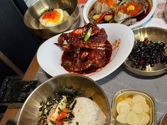 草家招牌酱辣蟹-草家酱蟹炭火烤肉店(珲春南路一店)