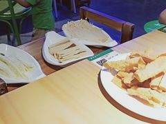 -小小河边鱼(天润城店)