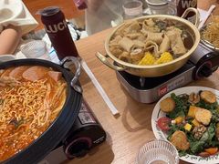 -WOW LUCKY创意韩料(龙阳广场店)