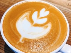 -Common Table · Brunch & Coffee
