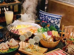 -湊湊火锅·茶憩(新中关购物中心店)