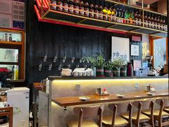 -8PINTS八品脱·日料·烧鸟·精酿小酒馆(莘庄店)