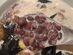 -RUXU入续糖水铺与包(卓悦中心店)