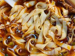 -呷佬·长沙手工米粉(金沙江路店)