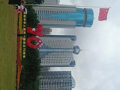 -万绿园