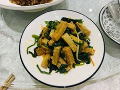 菠菜面筋-巴依老爷新疆美食(马驹桥店)