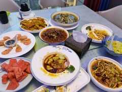 -忘忧草融合私房菜(红鼎国际店)