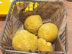 -BHC炸鸡(明洞总店)