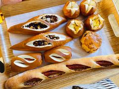 -Dough&Joe团憩(瑞虹天地月亮湾店)