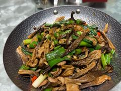 -朱记乳鸽王·非遗石岐乳鸽·全鸽宴(大兴旗舰店)