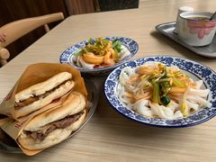 -樊记腊汁肉(竹笆市总店)