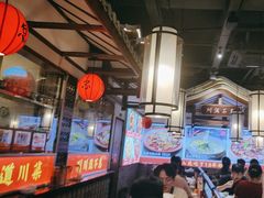 -川流不息·地道川菜·小龙虾(新松江路店)