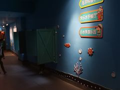 -多彩贵州城极地海洋世界