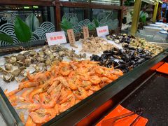 -四海一家自助餐(益田假日广场店)