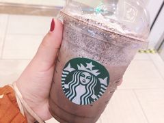 酷黑摩卡星冰乐-星巴克臻选(盐城金鹰聚龙湖店)