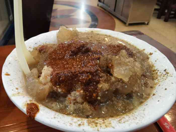 孟哥焖子(香洲店)-"人真的是超多,和以前一样要排队,最喜欢焖.