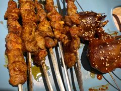 -街角等你.大连海鲜烧烤.经典铁板海鲜串(西安路店)