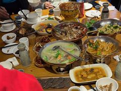 -隔壁老王·家常云南菜(花巷店)