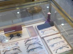 -世纪大明眼镜·蔡司战略授权店(汉街店)