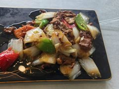 -马尔龙新疆饭店·清真(瑞景店)