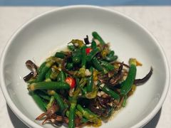 鸡枞菌拌小黄瓜-荣小馆(临海世纪花城店)