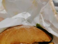 -麦当劳(轻轨曹杨路店)