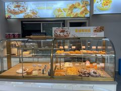 面包甜点陈列柜-爱维尔阳光蛋糕(汇金广场店)