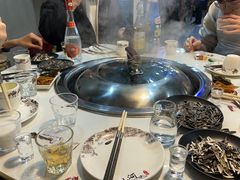 -哈尔滨烧烤·山河村铁锅炖(交大店)