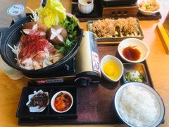 冬日暖暖雞肉鍋-味太助·银饭食堂(中华城店)