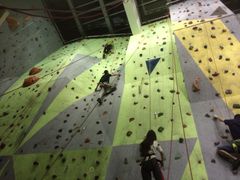 iphone_upload_pic-魔岩攀登(南京东路店)