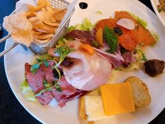 -WOLFGANG PUCK KITCHEN & BAR(迪士尼小镇店)