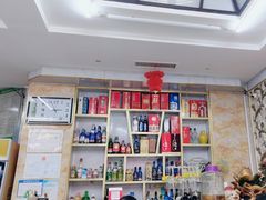 -一口猪海鲜浑锅·东北家常菜