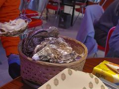-蚝堡海鲜·威海菜·海肠捞饭·烧烤·亚洲吃蚝公司(幸福门店)