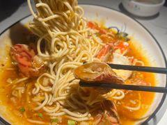 首创蟹角面-小凤庭·地道湖北菜武昌鱼·藕汤(38年黄鹤楼店)