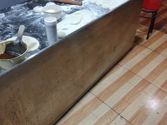 -荆楚任氏锅盔(紫阳路店)