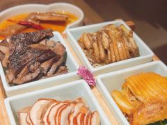 -蘑界·野生菌火锅(深业上城店)