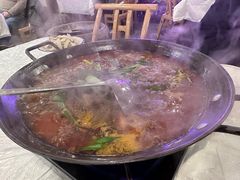 -霄汉牛三鲜湖北砂锅菜(万松园2店)