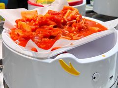 -龍歌自助小火锅(市北CBD万达店)