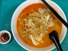 -亚王咖喱鸡米粉面